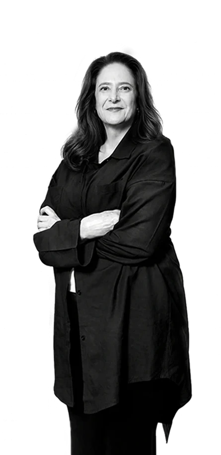 LAILA DOMIT